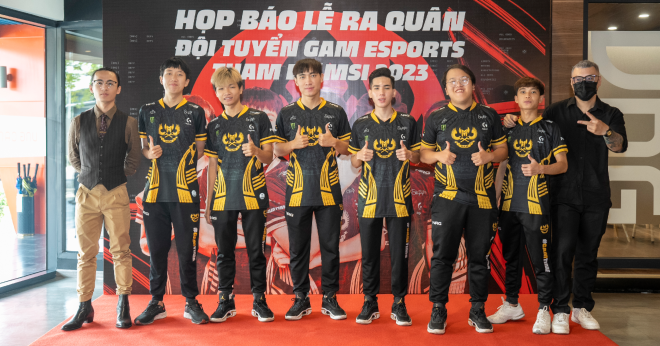 Các tuyển thủ GAM Esports xuất hiện tại lễ ra quân MSI 2023