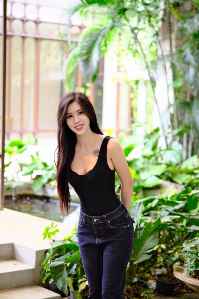 Pinhathai chia sẻ nội dung liên quan đến đội tuyển Việt Nam
