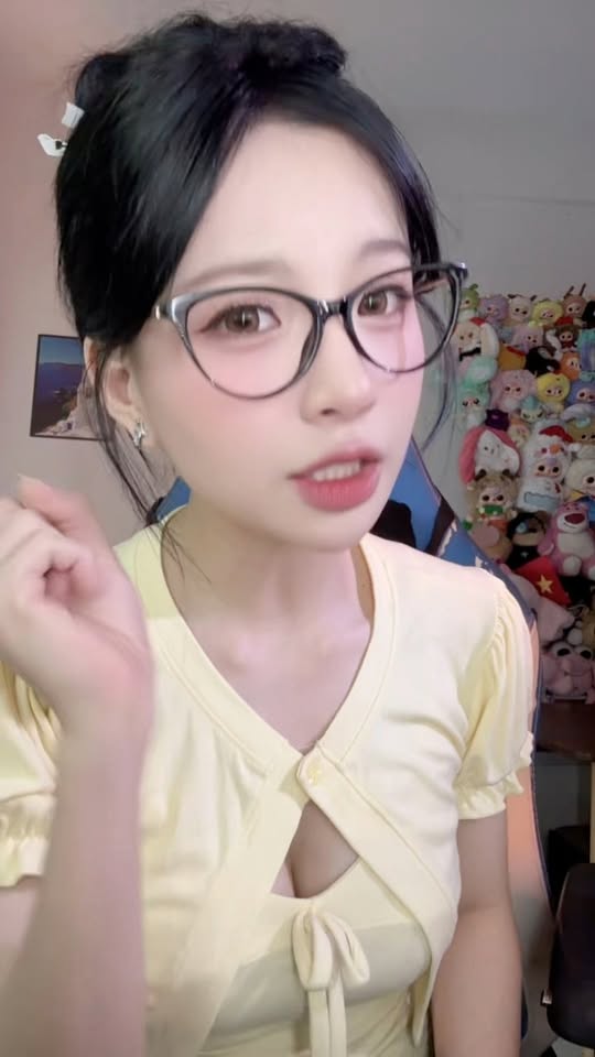 Hình ảnh Mèo 2k4 giao lưu cùng cộng đồng game thủ