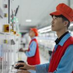 Đại diện Apple và Đại học Bách Khoa Hà Nội trong hoạt động hợp tác giáo dục
