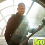 Chân dung Jason Statham với vẻ ngoài mạnh mẽ