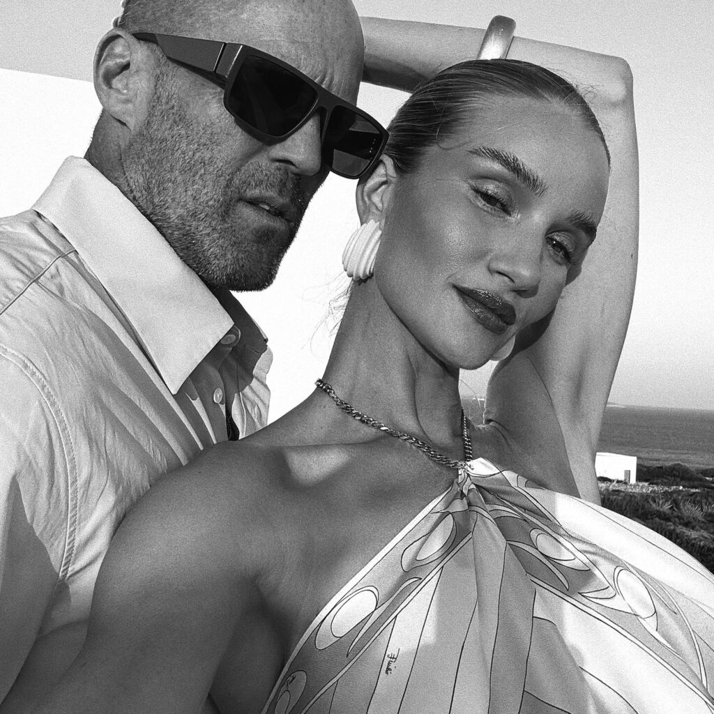 Jason Statham tham gia cuộc trò chuyện trên podcast
