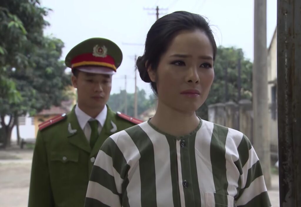 Hình ảnh nữ diễn viên trong bộ phim Phía Trước Là Bầu Trời