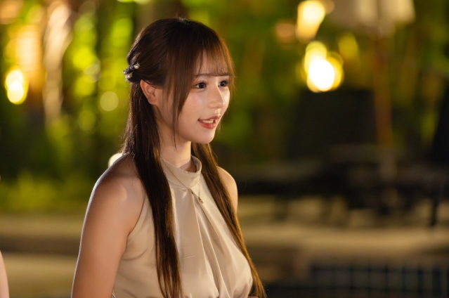 Watanabe Hono được cộng đồng mạng quan tâm sau sản phẩm đầu tay