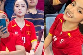 Khoảnh khắc bé trai được giáo viên đỡ sau khi ngã quỵ