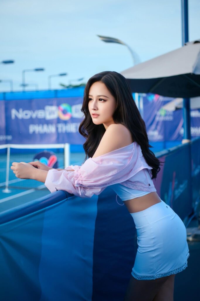 Đào Lan Anh chia sẻ trải nghiệm chơi tennis đối kháng