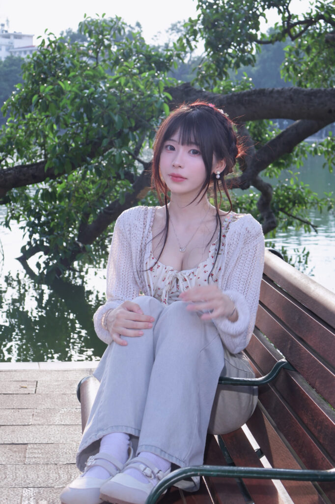 Toàn cảnh bộ ảnh mang phong cách nhẹ nhàng tại Hồ Gươm