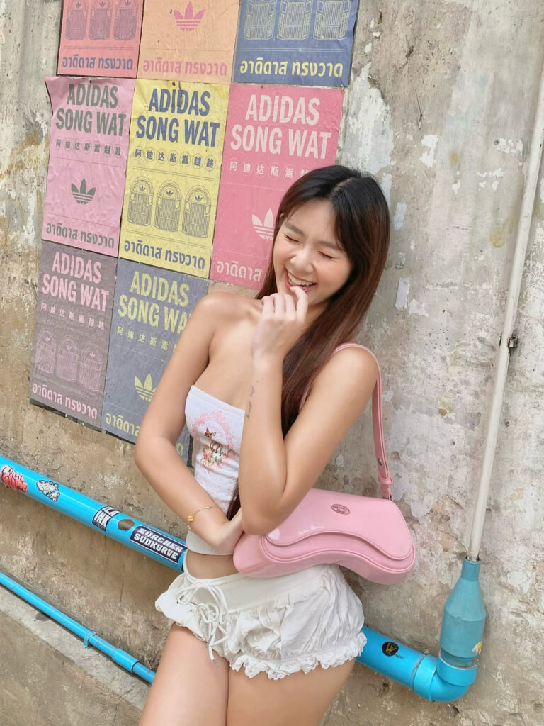 Loạt hình ảnh Nàng Kim thu hút chú ý trên mạng xã hội