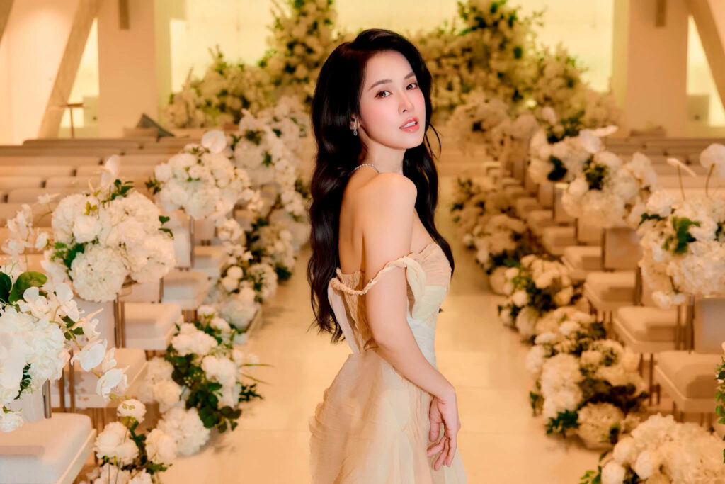 Nữ diễn viên Lê Tú Vi trong một cảnh phim truyền hình