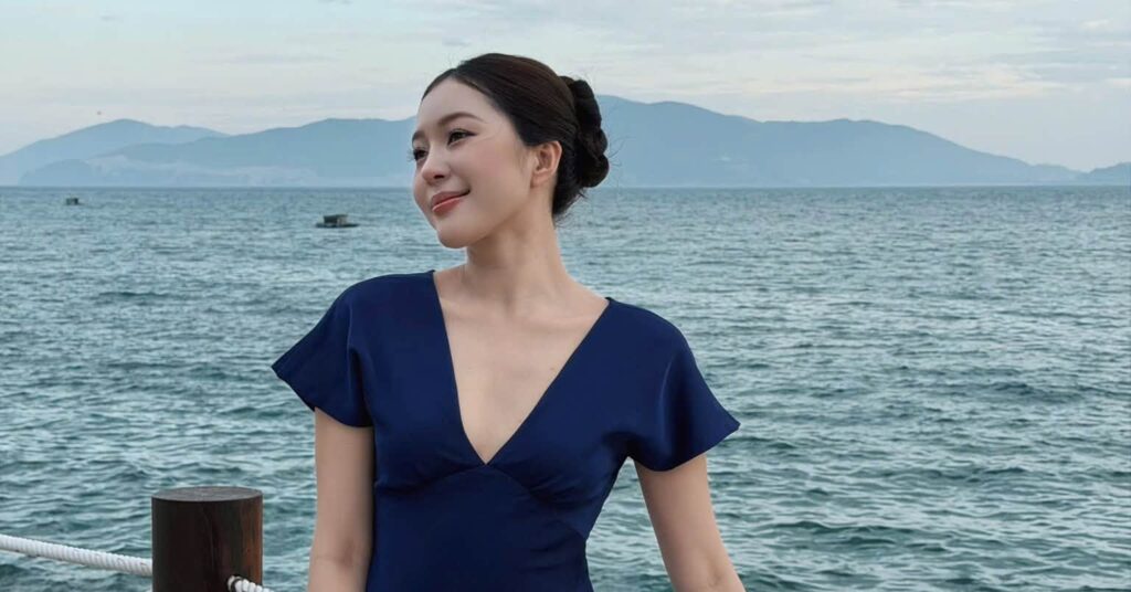 Kiều Duy tạo dáng bên bờ biển trong bộ ảnh mừng sinh nhật