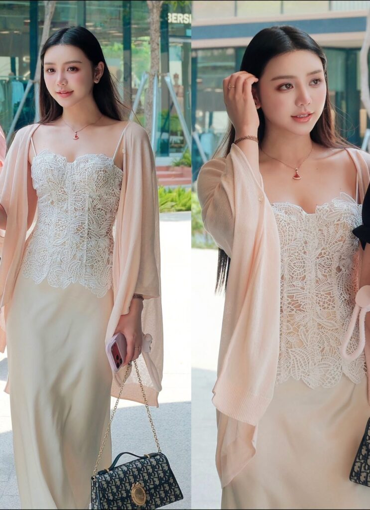 Cận cảnh trang phục ren mang sắc trắng kem