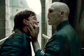 Tom Riddle thời thơ ấu tại cô nhi viện