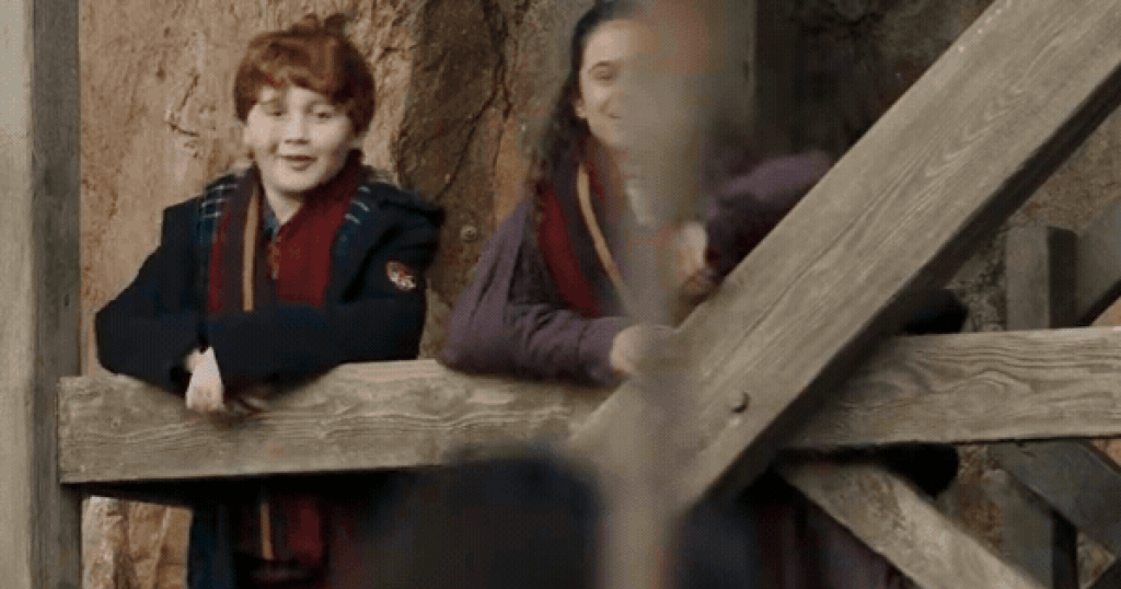 Trailer thứ hai giới thiệu thế giới phù thủy trong Harry Potter bản truyền hình