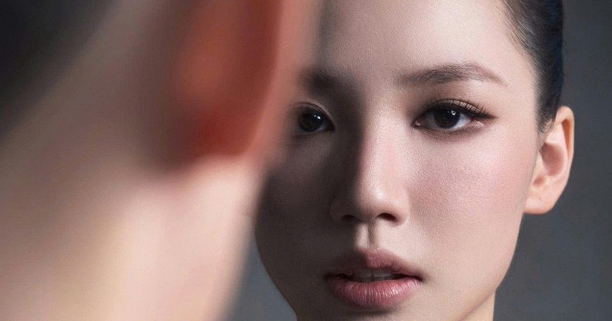AMEE xuất hiện với diện mạo sắc sảo trong ảnh đại diện mới