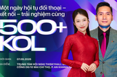 Khách tham dự giao lưu trong hoạt động networking