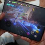 iPhone Duo mở ra với màn hình trong kích thước lớn