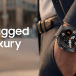 Galaxy Watch Ultra2 hiển thị trên nền tối với thiết kế dành cho hoạt động ngoài trời