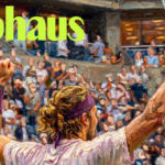 Alexander Zverev đứng trên sân Arthur Ashe sau điểm số quyết định