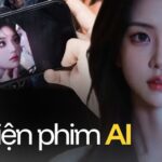 Màn hình điện thoại hiển thị các đoạn phim AI ngắn trên mạng xã hội