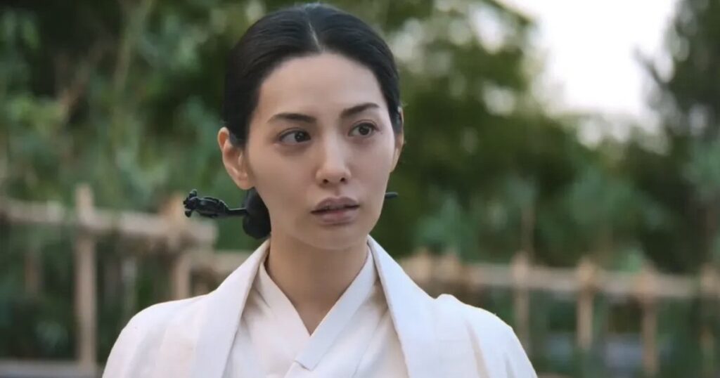 Nana xuất hiện trong tạo hình cổ trang của The Scandal