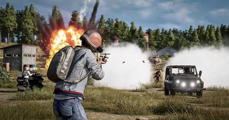 Hình ảnh trận đấu sinh tồn trong PUBG trên màn hình máy tính