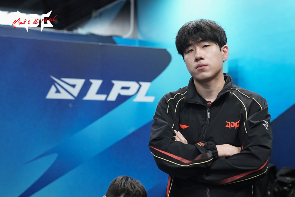 Rookie và TheShy cùng IG hướng đến sân khấu quốc tế