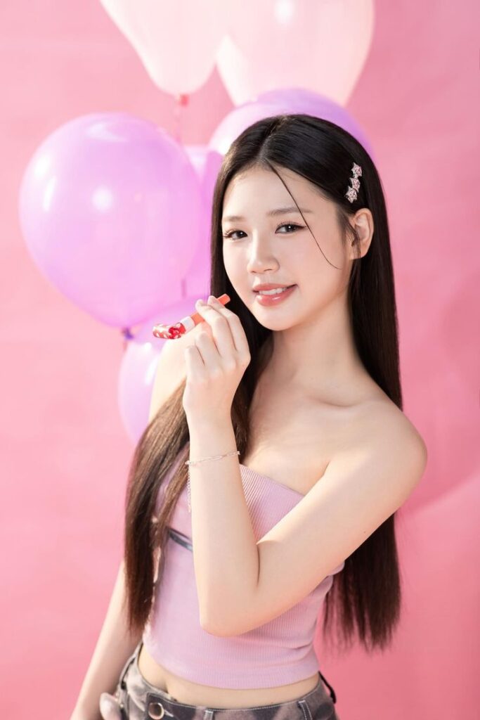Hình ảnh AMEE thời kỳ theo đuổi phong cách búp bê ngọt ngào