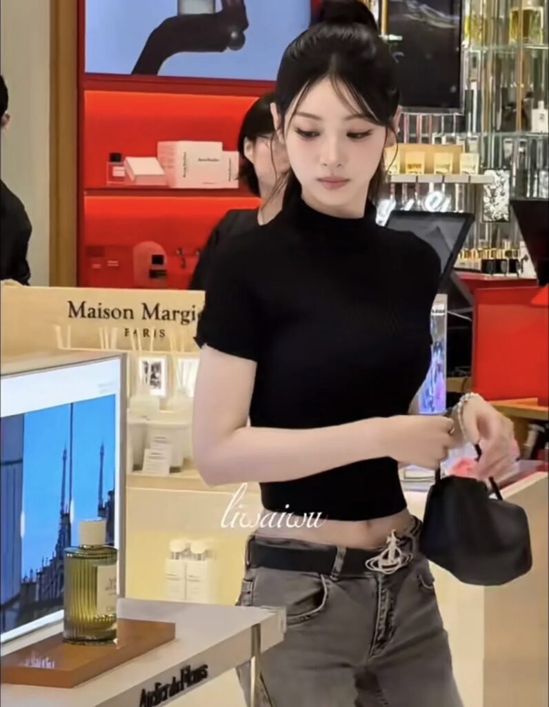 Anna nổi bật với visual ngọt ngào và phong cách trẻ trung