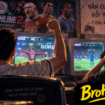 Màn hình minh họa một trận đấu bóng đá trong FIFA Online 2
