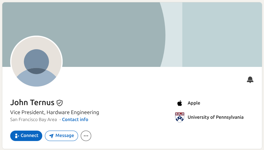 Hình ảnh John Ternus gắn với vai trò lãnh đạo kỹ thuật phần cứng tại Apple