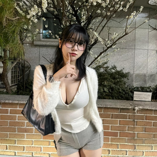 Hình ảnh Hana Sooong trong hoạt động cosplay