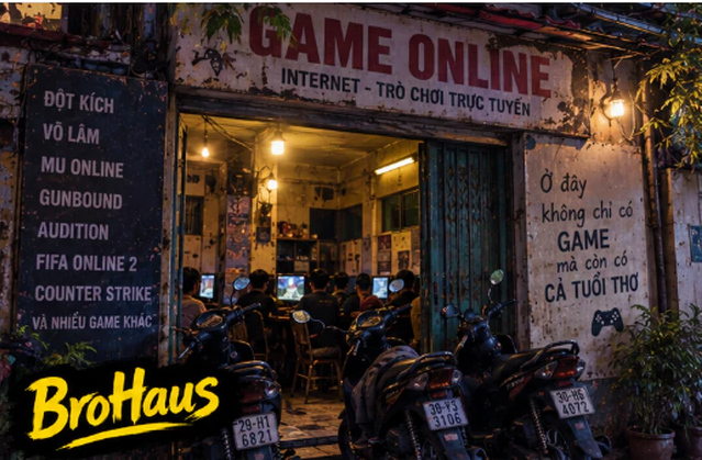 Dãy máy tính trong phòng game nhỏ gợi nhớ thời kỳ Internet phổ biến