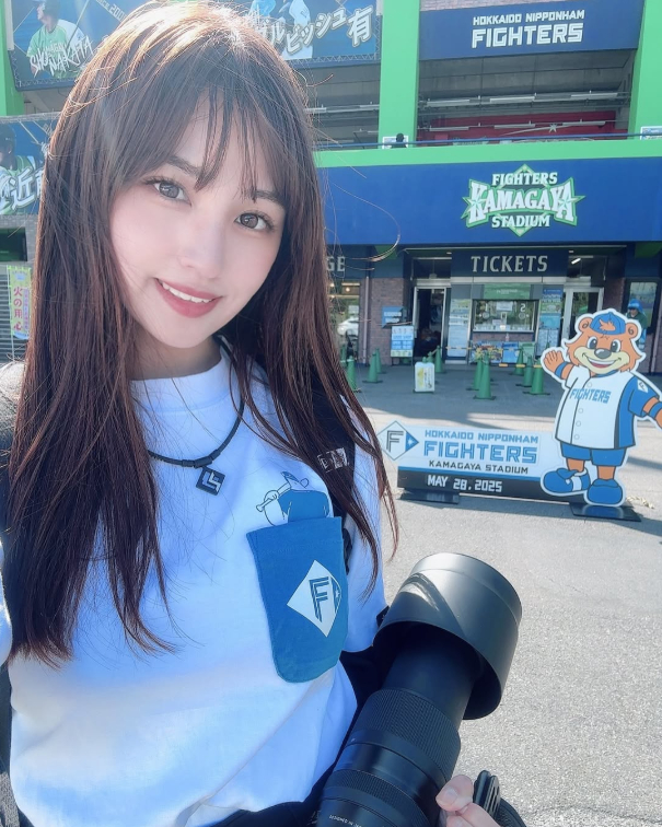 Hình ảnh Hanasaki Fuuka được người hâm mộ bàn luận