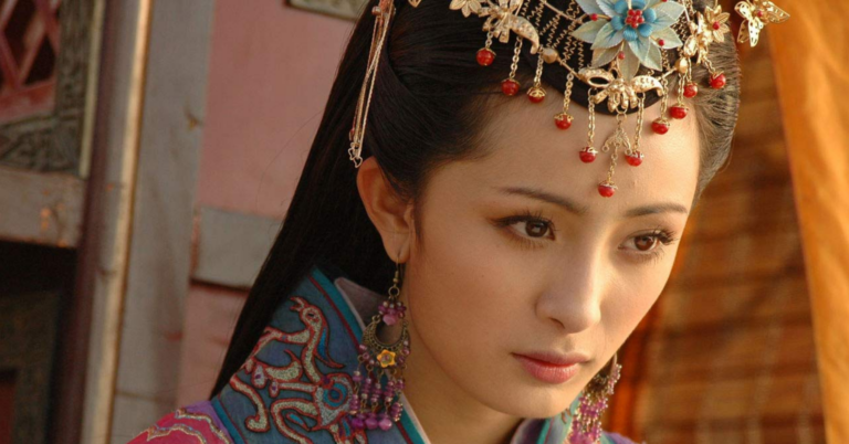Tranh minh họa Tây Thi trong trang phục cổ trang Trung Hoa