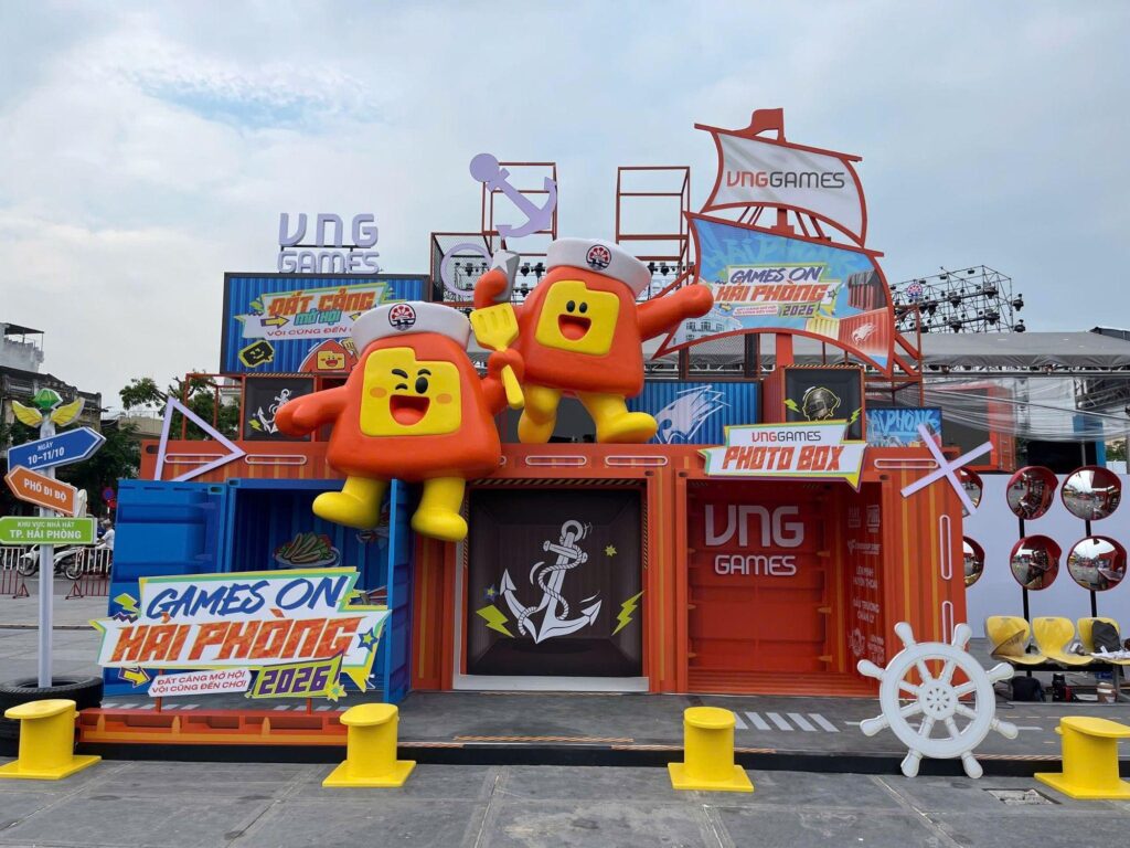 Không gian minigame và trải nghiệm được bố trí ngoài trời