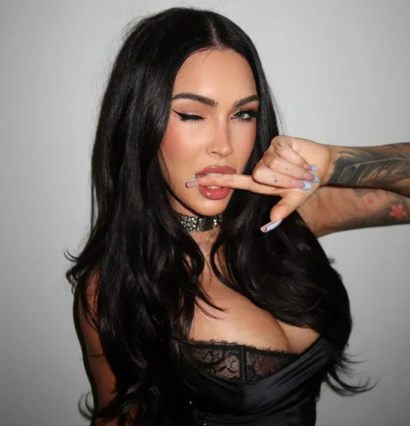 Megan Fox trong khoảnh khắc được ghi hình sau khi sinh con