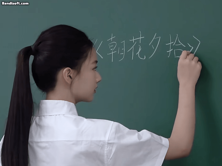 Cận cảnh những đường nét hài hòa trên gương mặt Triệu Ngọc Kỳ