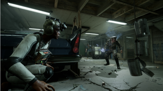 Game thủ xem và lựa chọn trò chơi trên cửa hàng Steam